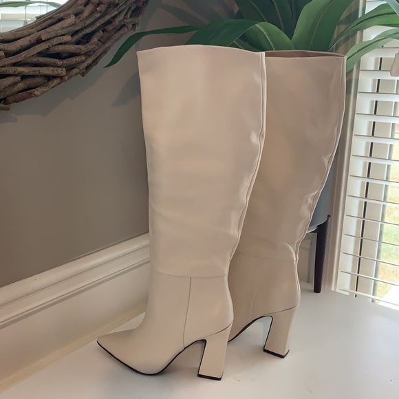 Steve Madden Women's Showbiz Stovepipe Boots - Picture 8 of 14